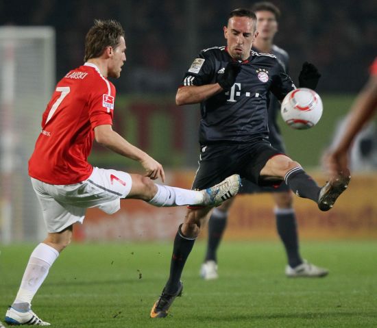 和在压力下 和在压力下